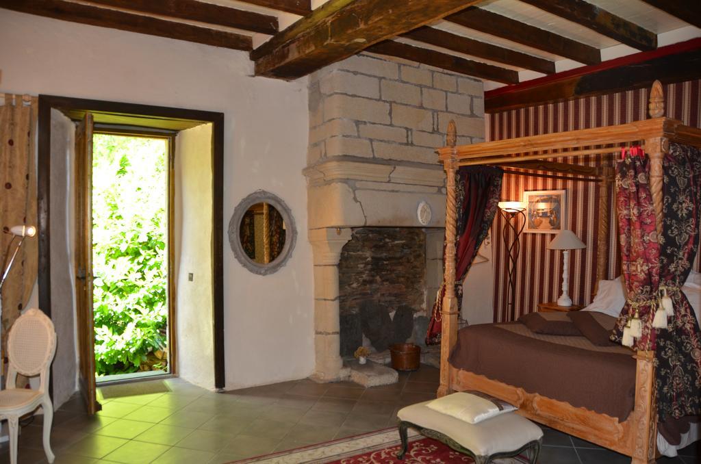 Bed and Breakfast La Tour Du Lion Rochefort-en-Terre Exterior foto