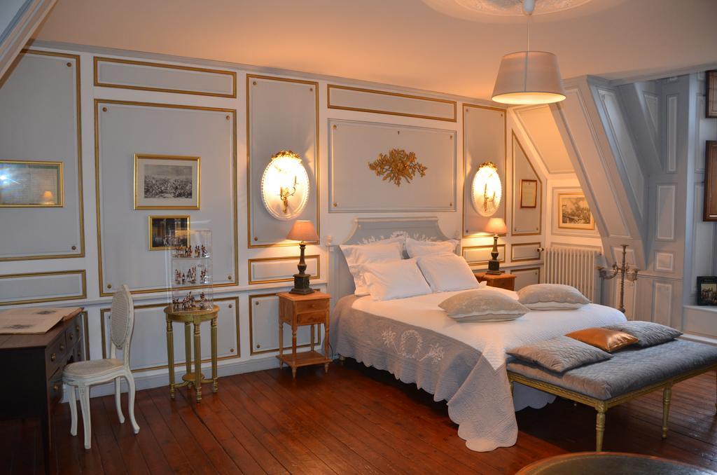 Bed and Breakfast La Tour Du Lion Rochefort-en-Terre Exterior foto