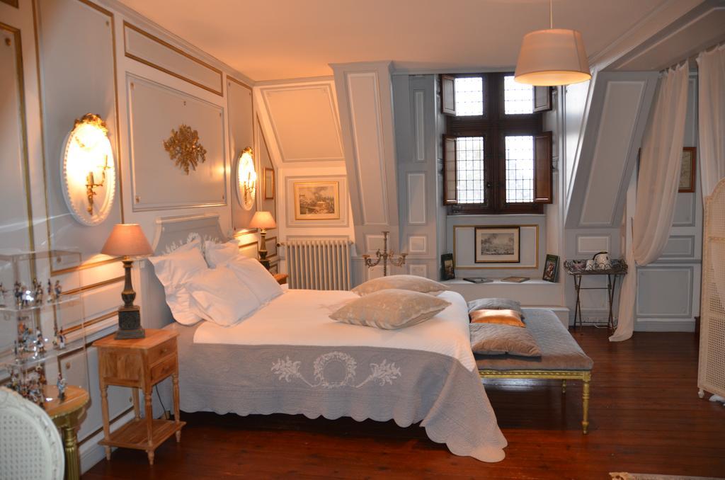 Bed and Breakfast La Tour Du Lion Rochefort-en-Terre Exterior foto