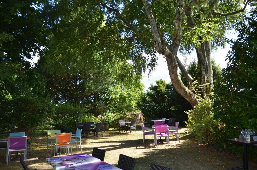 Bed and Breakfast La Tour Du Lion Rochefort-en-Terre Exterior foto